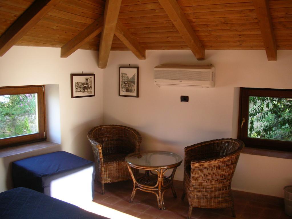 Guest House Pedamentina Napoli Rom bilde